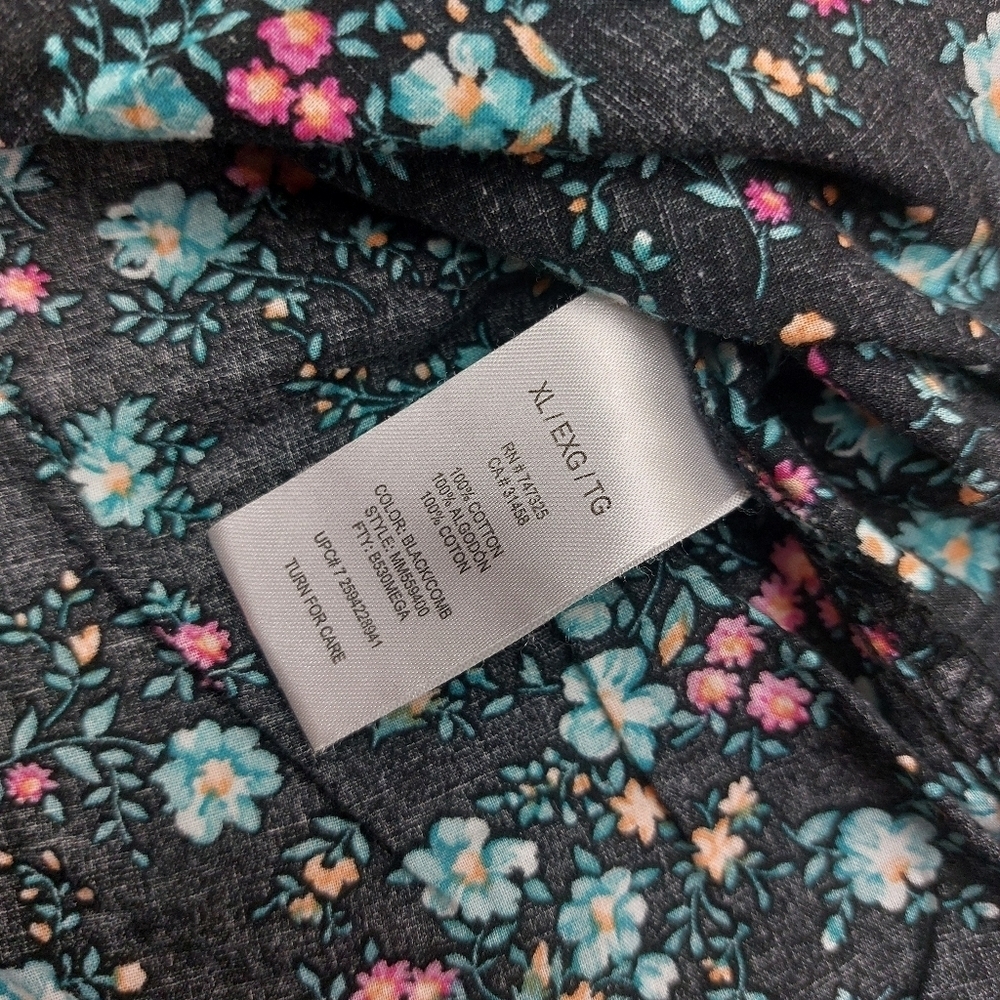 MILEY CYRUS MAX AZRIA BLACK FLORAL V-NECK ROLL TAB SLEEVES BUTTON UP SHIRT SZ XL - Picture 5 of 7